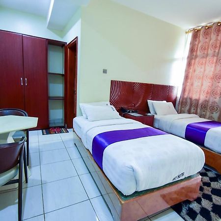 Hotel Ok Kampala Exteriör bild