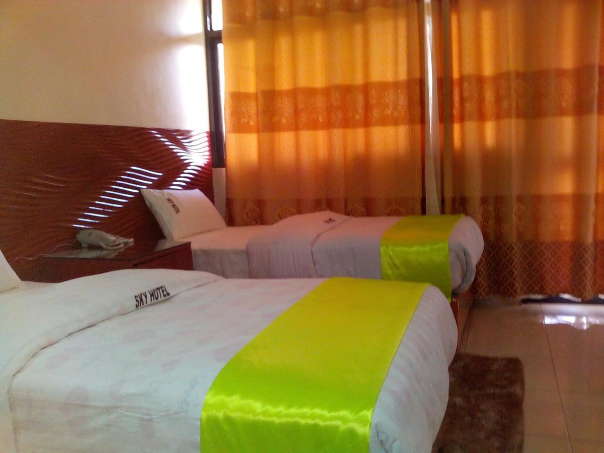 Hotel Ok Kampala Exteriör bild