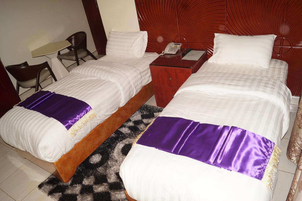 Hotel Ok Kampala Exteriör bild