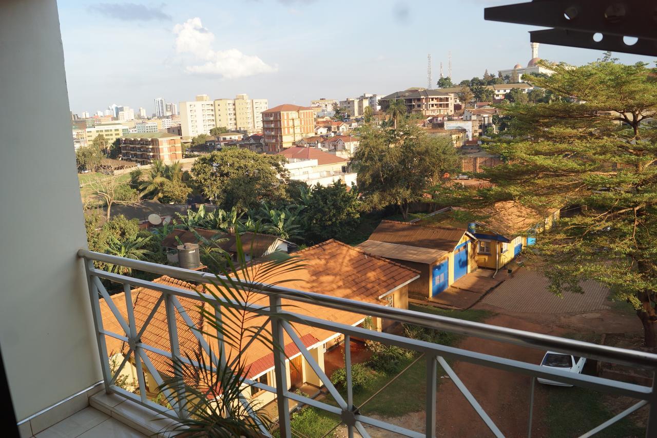 Hotel Ok Kampala Exteriör bild
