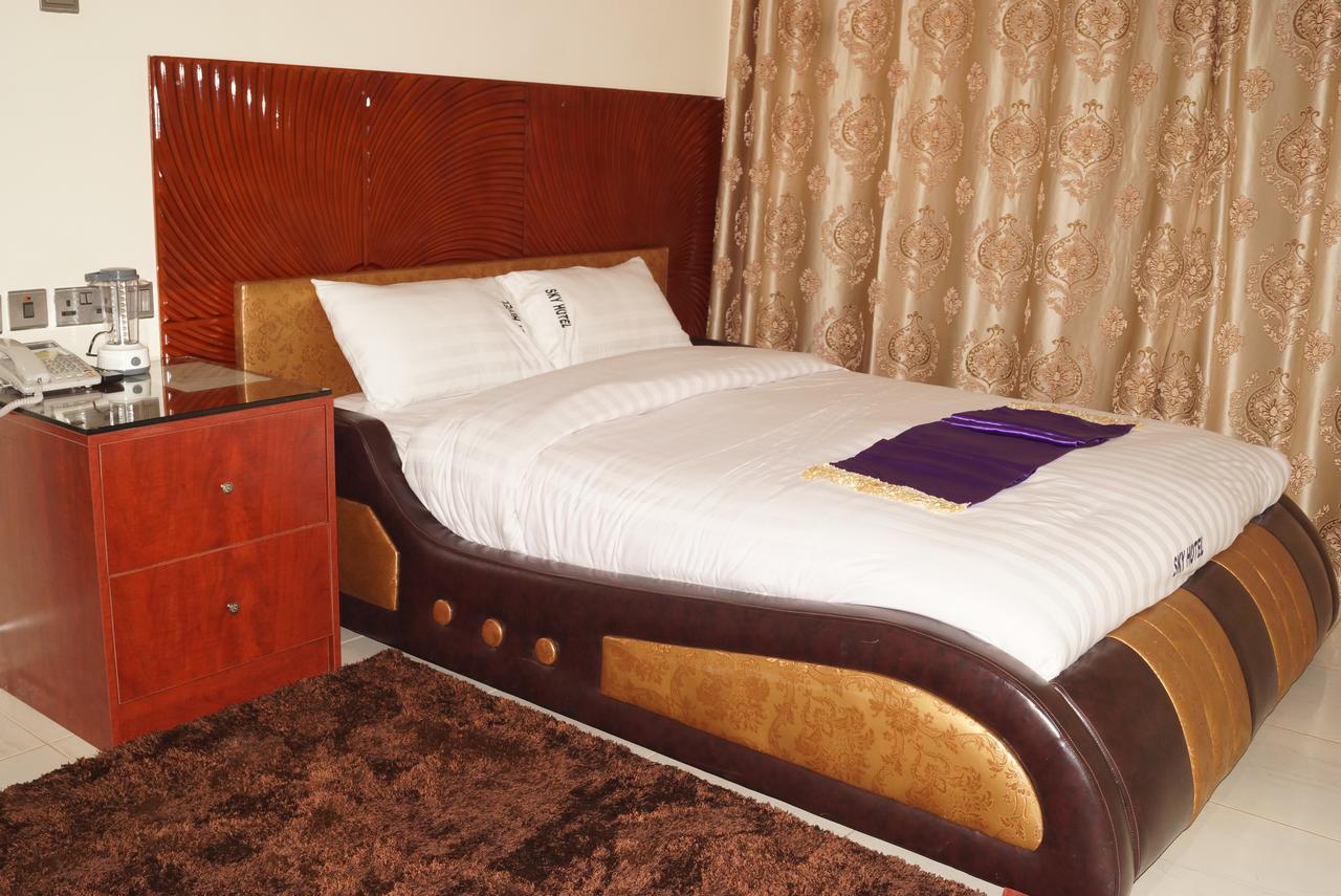 Hotel Ok Kampala Exteriör bild