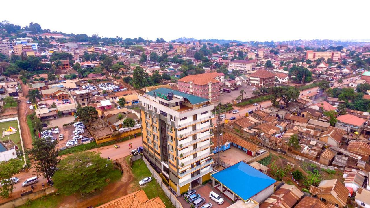 Hotel Ok Kampala Exteriör bild