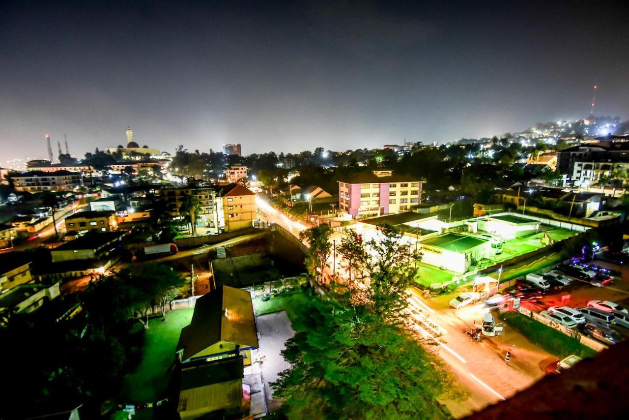 Hotel Ok Kampala Exteriör bild